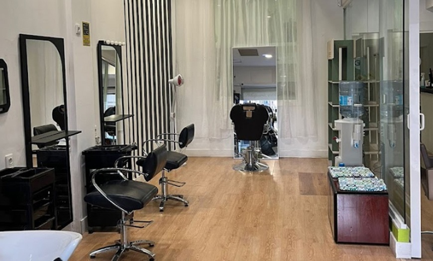 Image 2: 1 o 2 sesiones de radiofrecuencia corporal o facial 