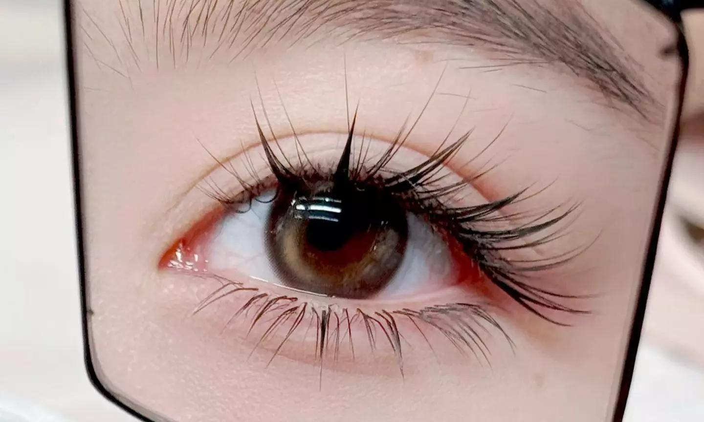 Chinese style - Full Set of Eyelash Extensions or Keratin Lashlift