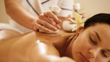 60-Minute Thai Combination Massage and Aromatherapy with Hot Stones - Sky Spa