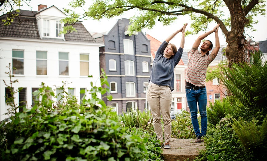 Image 13: Vind je flow: 5 of 10 yoga- of pilateslessen naar keuze in Groningen