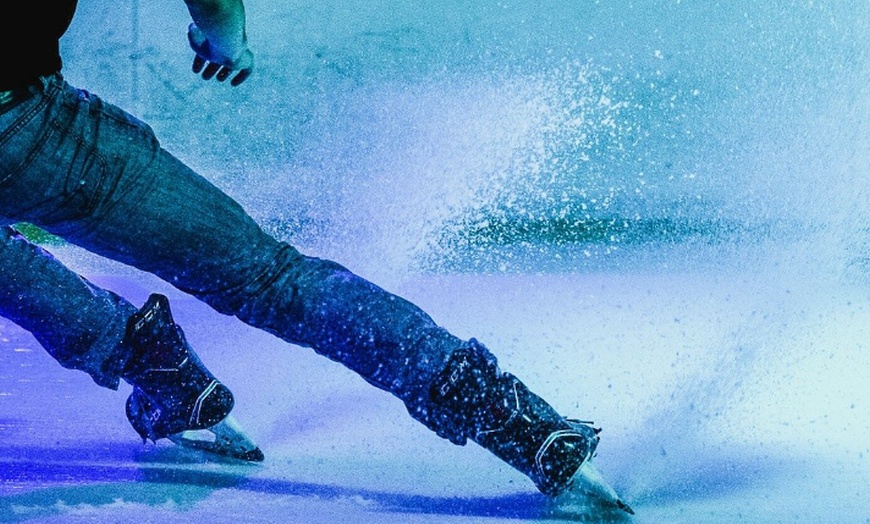 Image 5: Unmissable Ice Skating Experience with Indoor Ice Skating & Skate Hire