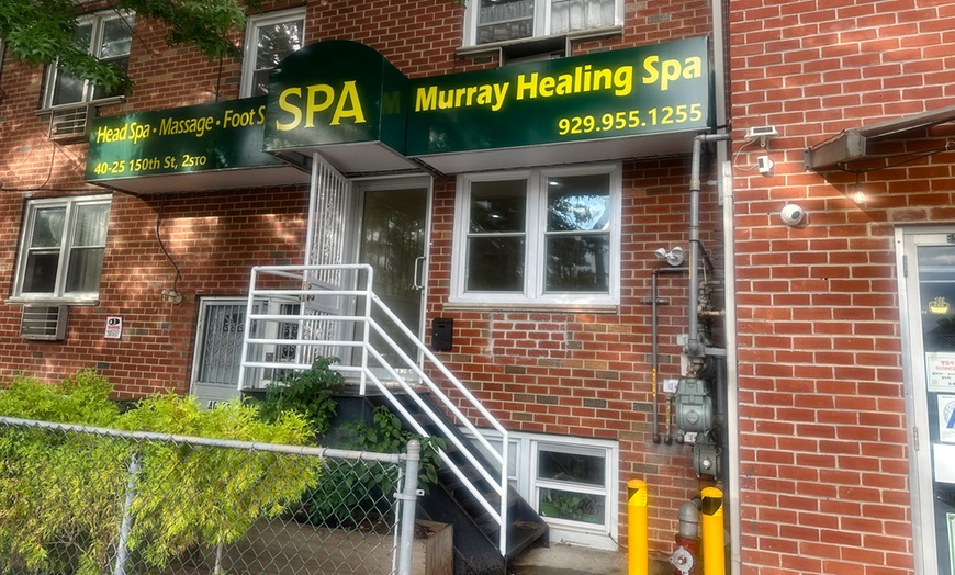 Image 2: Full Body Massage & Head Spa