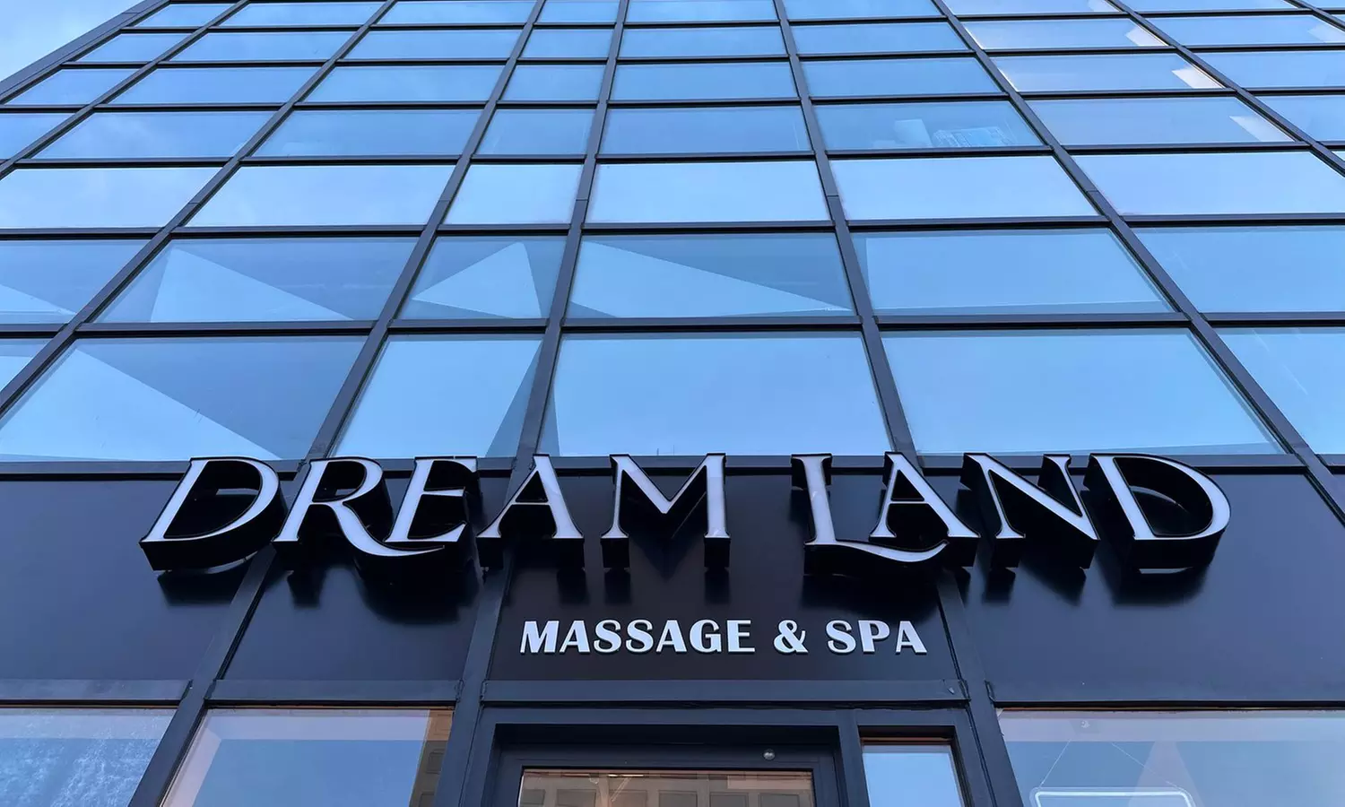 Solo or Couples Massage with Essential Oil + Optional Aromatherapy