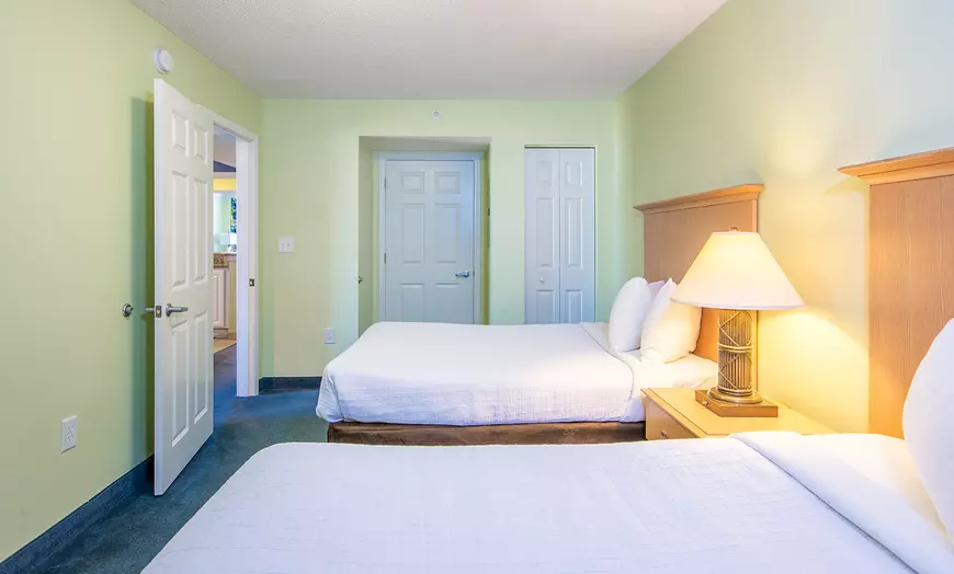 Oceanfront Deluxe One Bedroom Condo