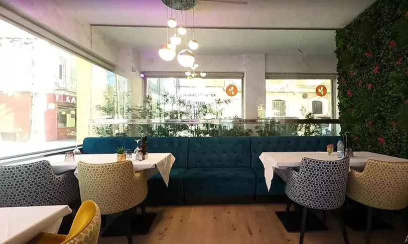 Menú de arroces, fideuá o marisco para 2 o 4 cerca de la playa