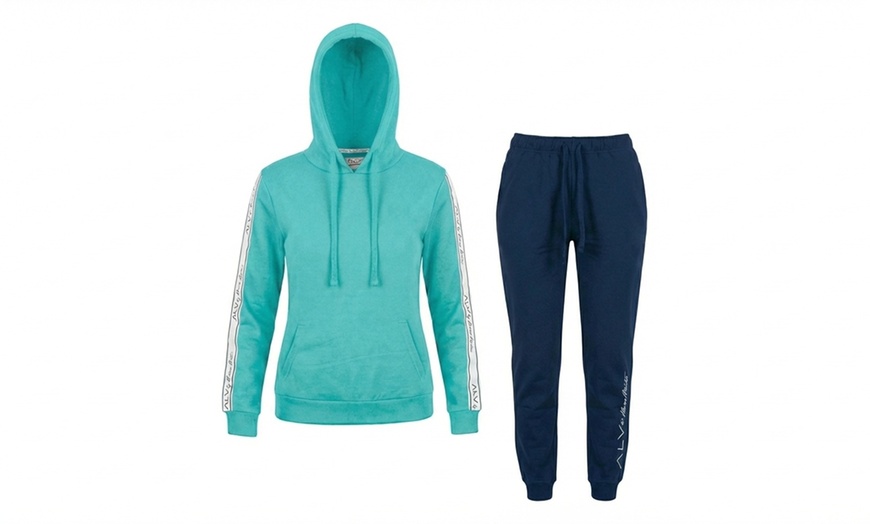 Image 11: Tuta da donna in cotone Alviero Martini