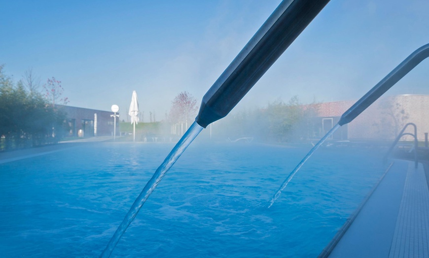 Image 2: Tagesticket für F3 Fellbach Familienbad & Rutschen Flatrate