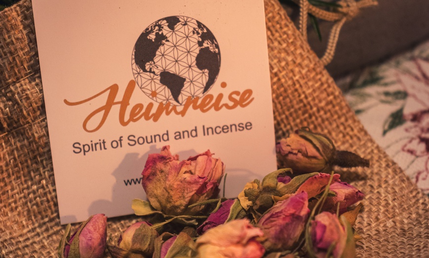 Image 9: Weihnachtsgeschenkbox mit exklusiven handgemachten Überraschungen