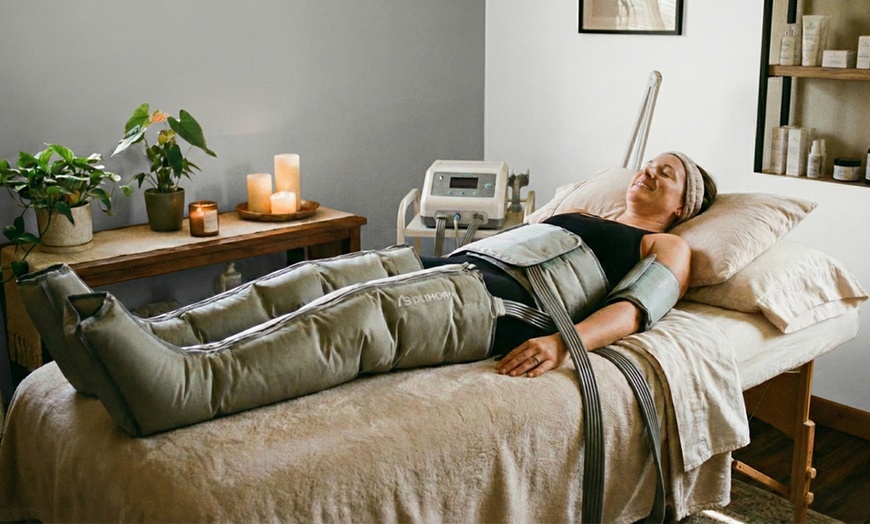 Image 1: Presoterapia corporal con masaje drenante y efecto reductor