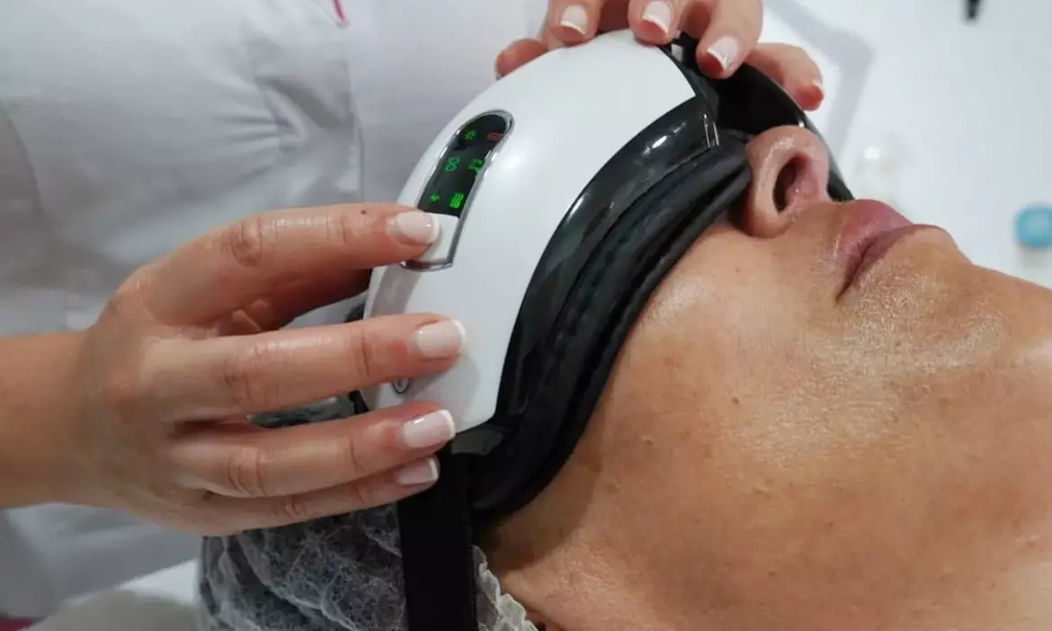 Tratamiento facial con diatermia, presoterapia y mascarilla