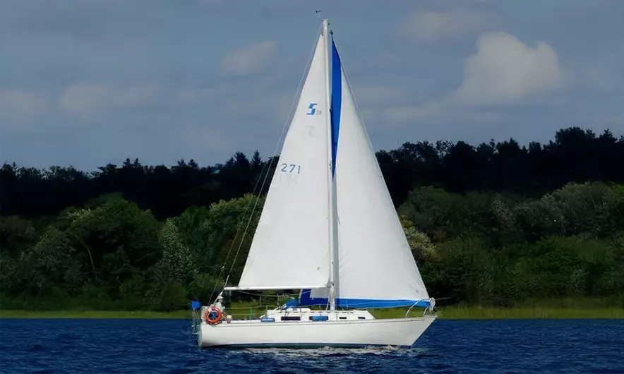 Private Luxury Yacht Charters – Scenic River Tours & Sunset Cruises