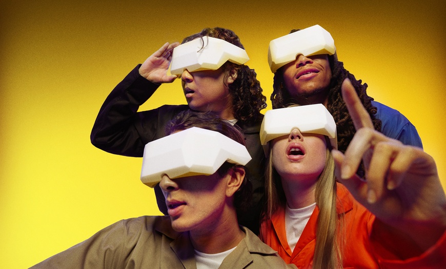 Image 2: Immerse in Squid Games or Deadwood Phobia VR Exp for 1–6 Players