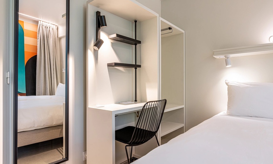 Image 7: Paris : chambre double avec petit-déjeuner, boisson et départ tardif