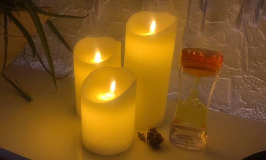 Image 2: 45 oder 60 Min. Fuß-Massage für 1 Person