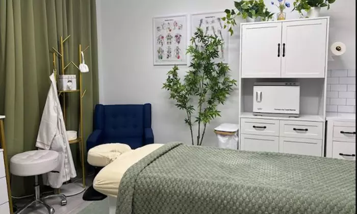 One 60-Minute Swedish Massage + 15-Min Scalp Massage with Add-ons