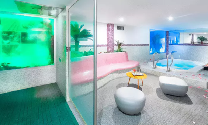 Spa privado para 2 personas con cava, frutay opción a masaje