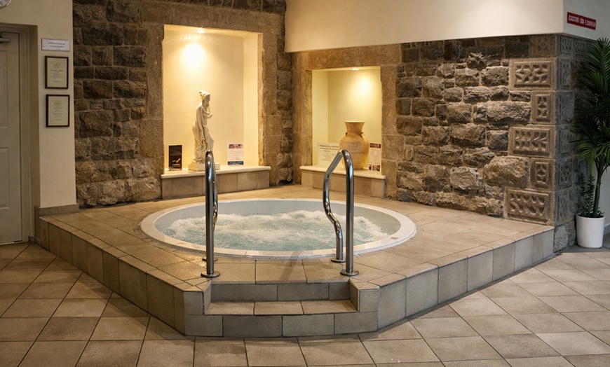 Image 2: Spa Day w/ 60min Choice of Treatment & Sparkling Afternoon Tea 