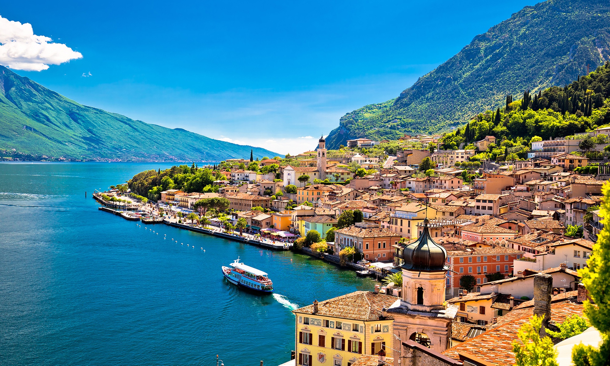 ✈ 8-Day Venice, Lake Garda w/ Milan Vacation with Air