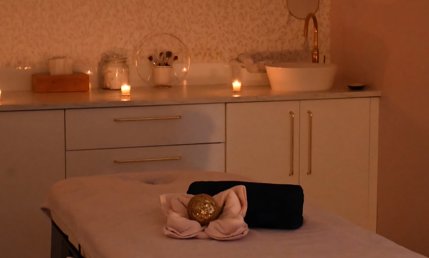 Image 2: Modelage bien-être ou soin du corps "Signature" à Arôme Beauté