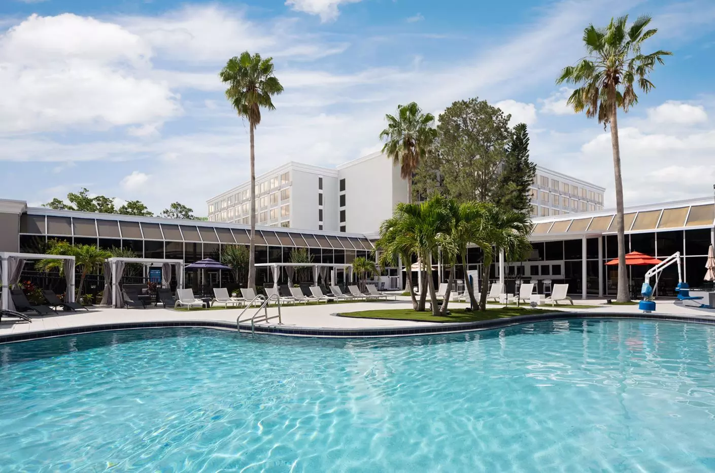 Comfortable Family Hotel in Kissimmee with Heated Pool