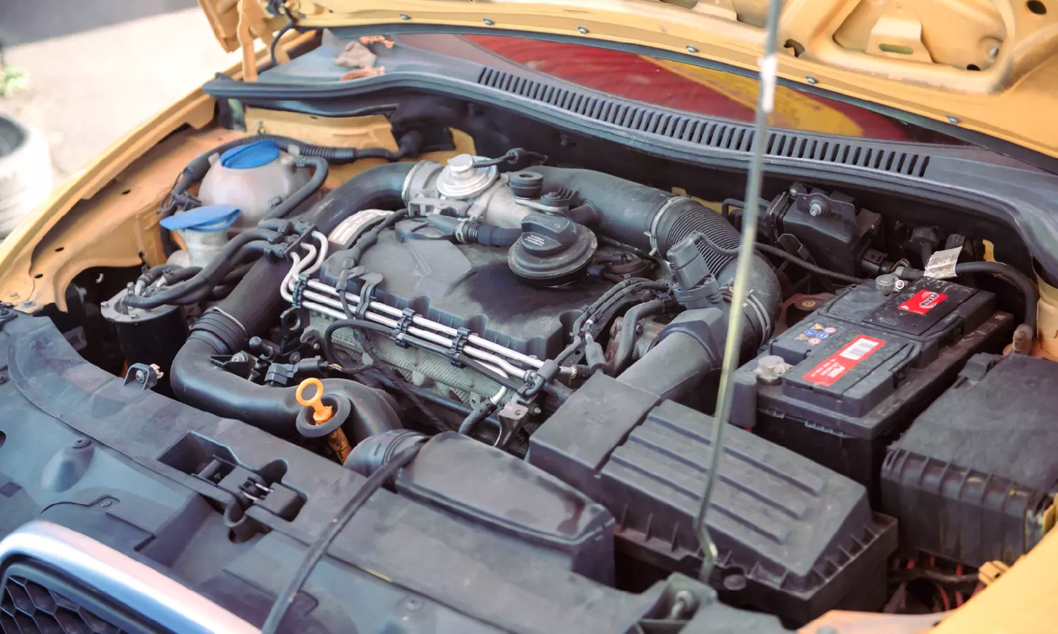 Décalaminage moteur d'1h et d'1h30 : entretien préventif ou curatif (jusqu'à 64% de remise) - Second Medium