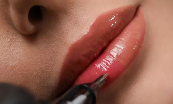 Choice of Microblading, Powder-Eyebrows, Lip-Blush or Eyeliner Session