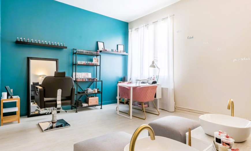 Image 9: Modelage du corps relaxant ou gommage et modelage au choix