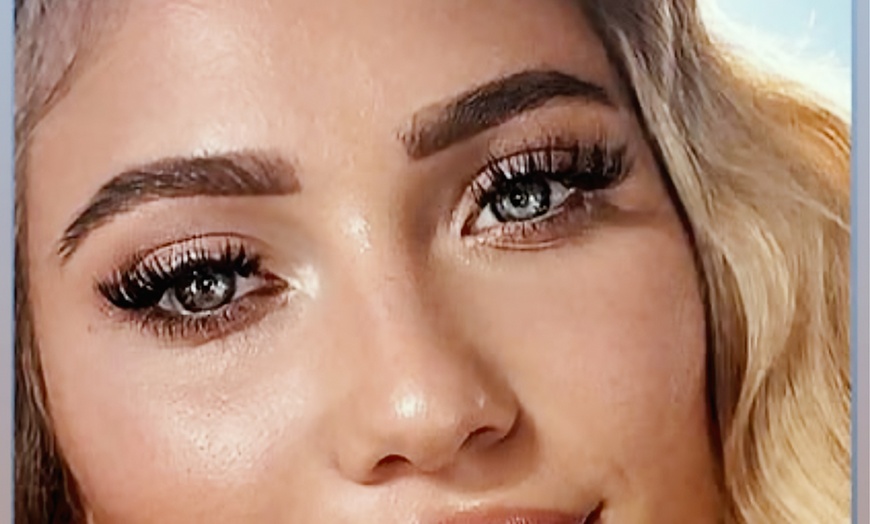 Image 2: Up to 70% Off on Eyelash Extensions at Beauty Lab
