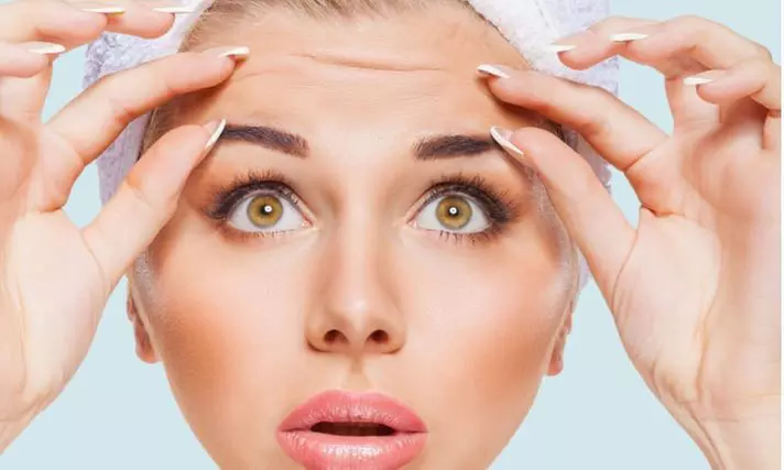 Tratamiento reafirmante inyectado en 3 zonas del rostro para 1 persona y opción a mesoterapia y/o retoque al 50% - Primary Image