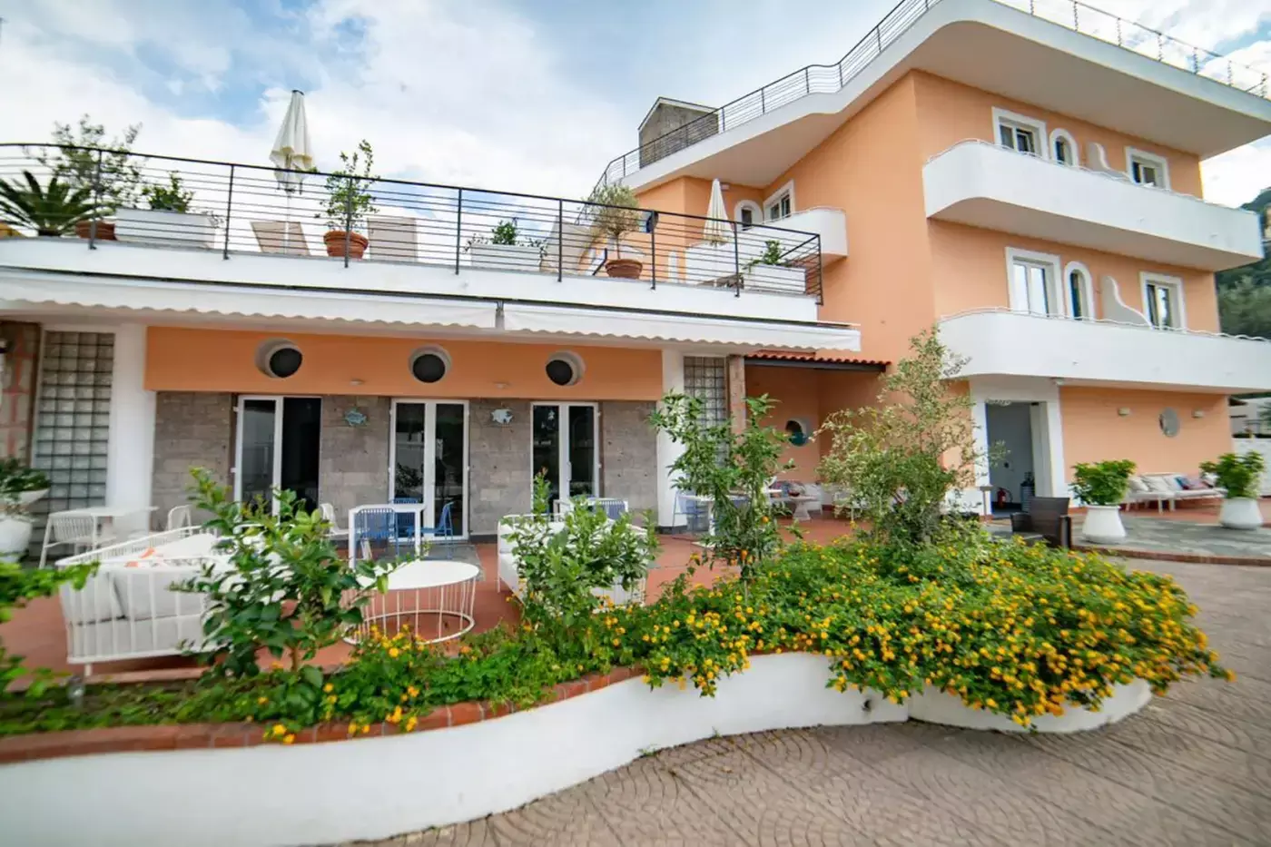 ✈ 11-Day Guided Italy Tour w/ Air from Great Value Vacations