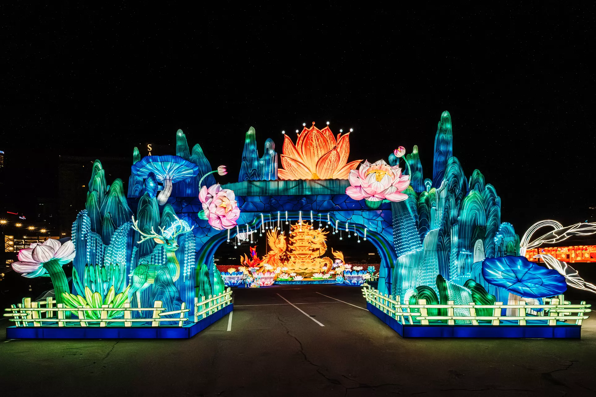 Explore GlowFest in Las Vegas w/ Unique Lights, Food Delights & Fun