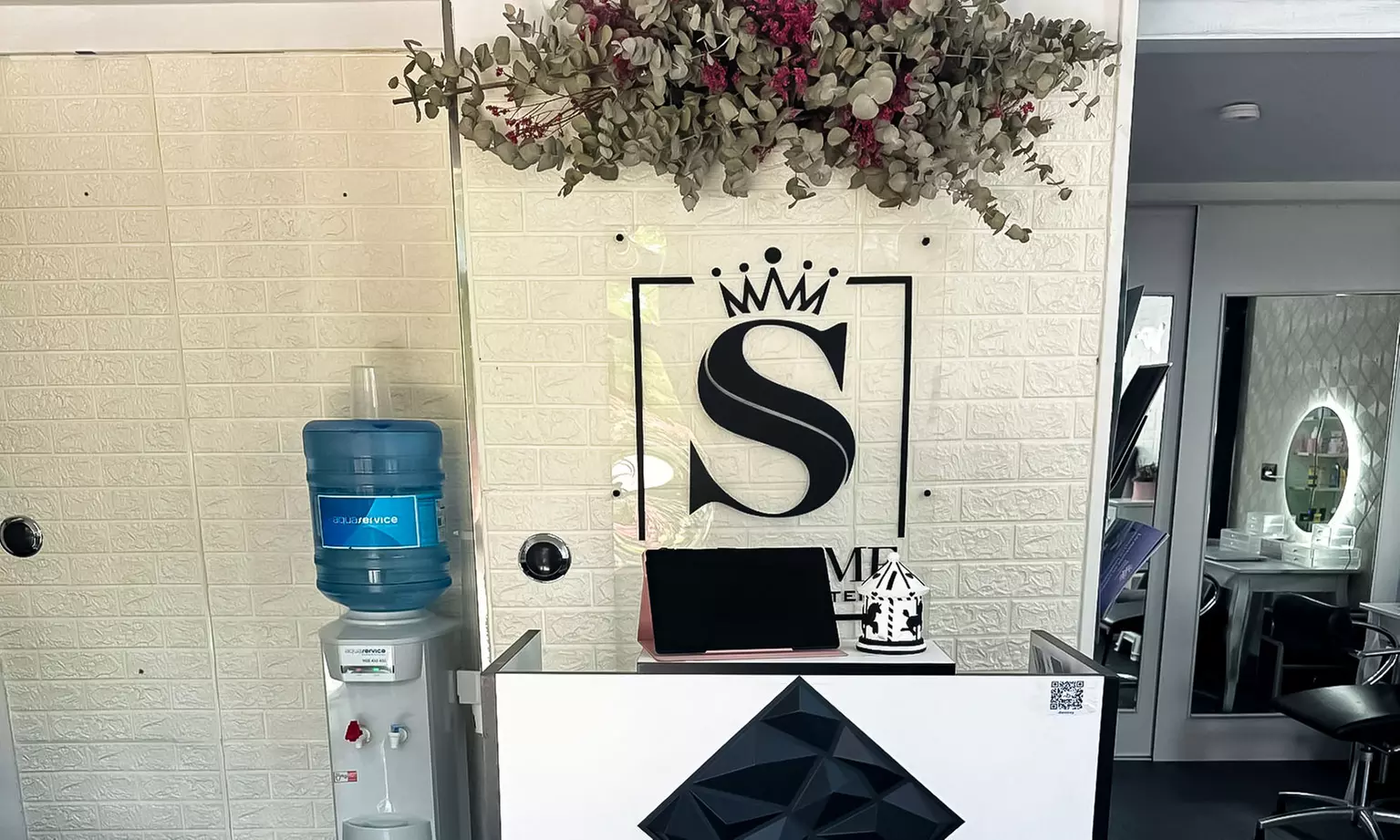 Pestañas y cejas definidas con lifting, tinte o laminado