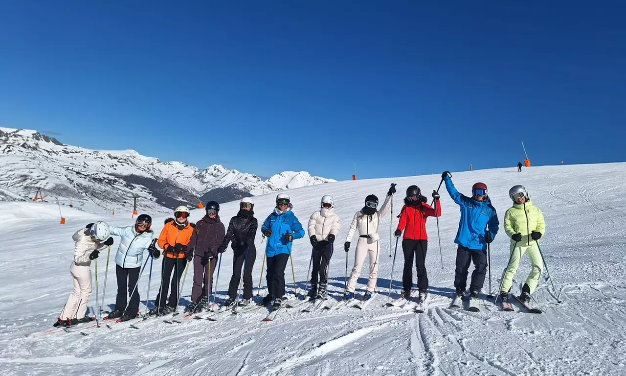 Alquiler de equipo de nieve para niño o adulto con duración a elegir
