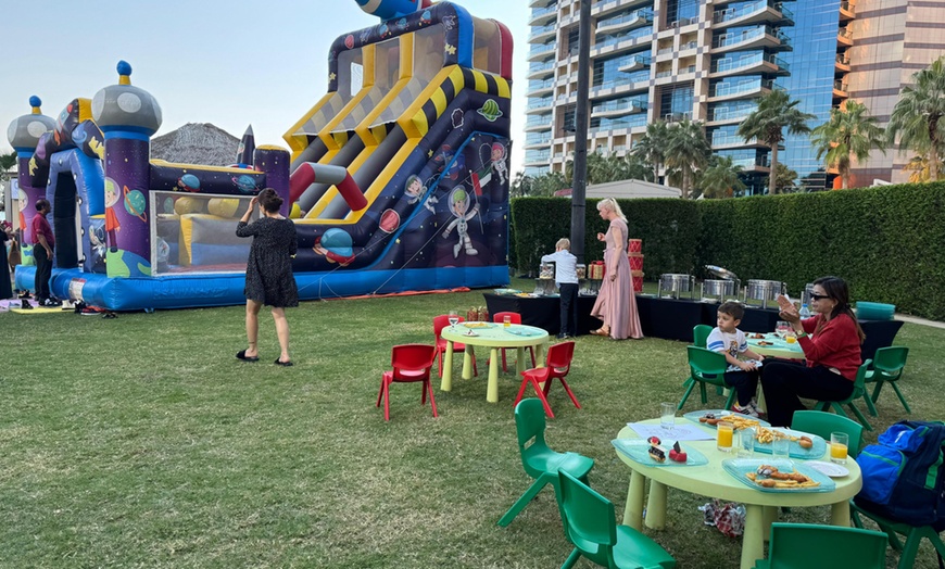 Image 7: 5* Christmas Day Brunch with Soft/House Drink, Cooking & Kid Activity