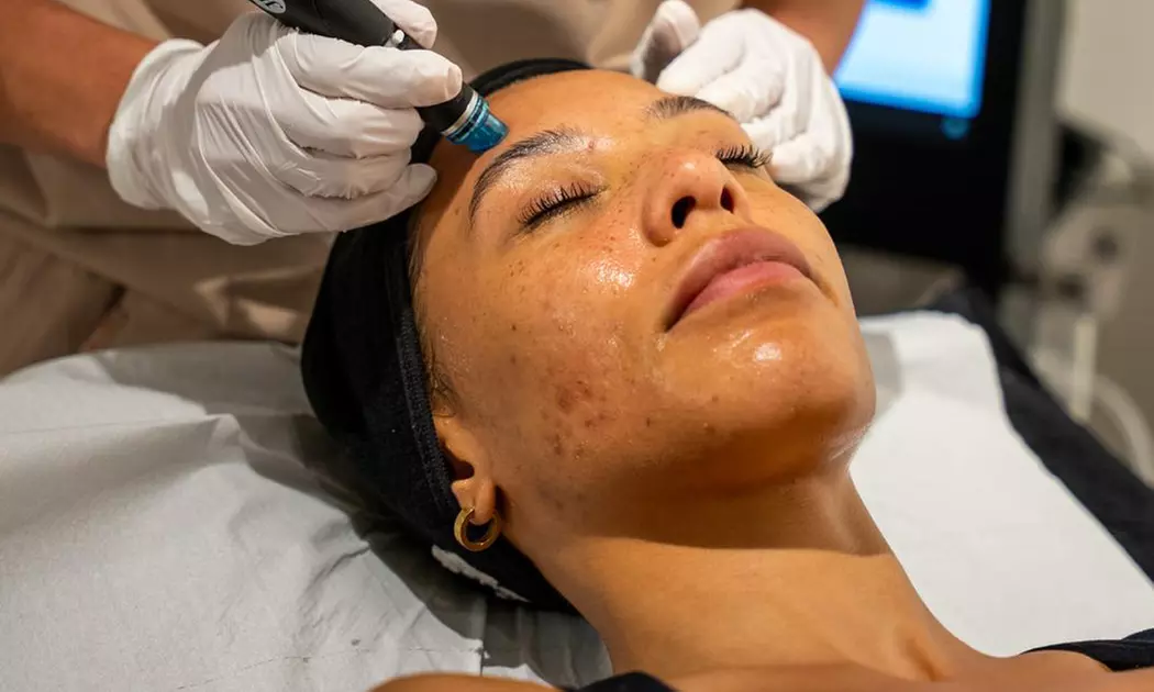 Choice of Single or Three Sessions of Facial Packages