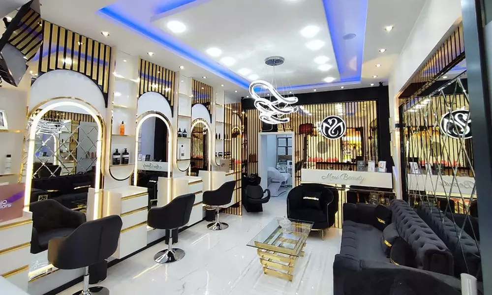 Aqua-Facial, Microneedling, oder Anti-Aging-Behandlung für 1 Person