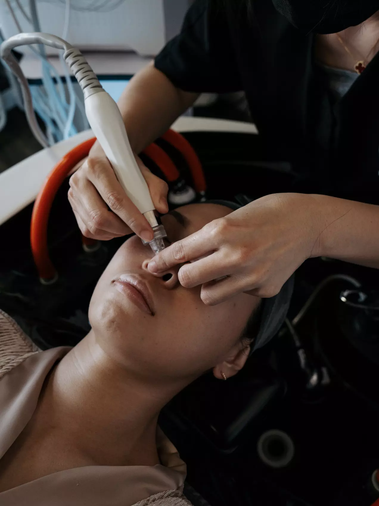 One or Two Hour Premium Head Spa for One or Couples + Facial Options