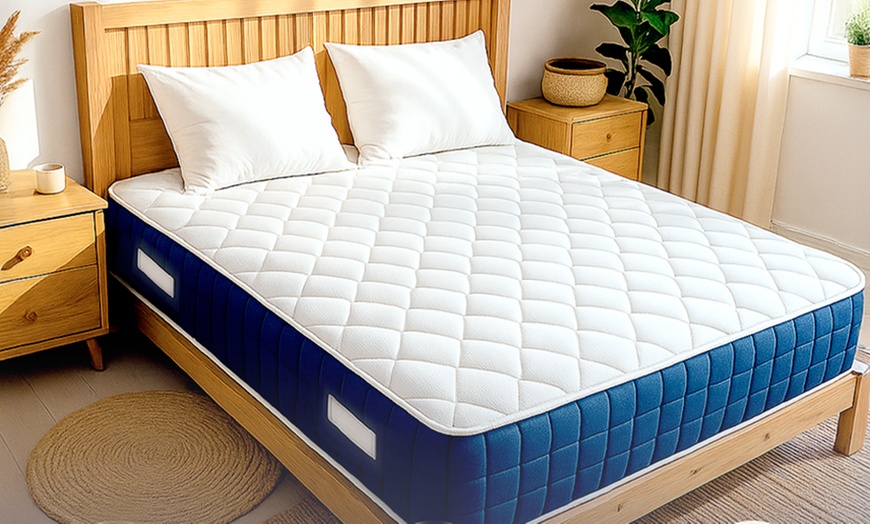 Image 7: Materasso a molle insacchettate e memory foam The White Stone