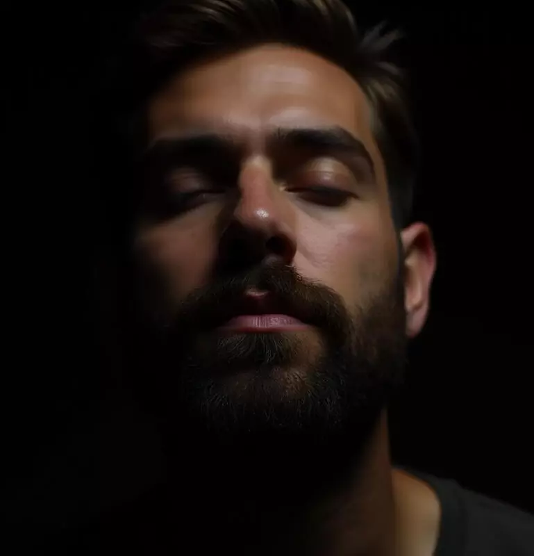 Haarschnitt für Herren, opt. inkl. Bartrasur, Augenbrauen zupfen, Wax & Maske für 1 Person (bis zu 37% sparen)