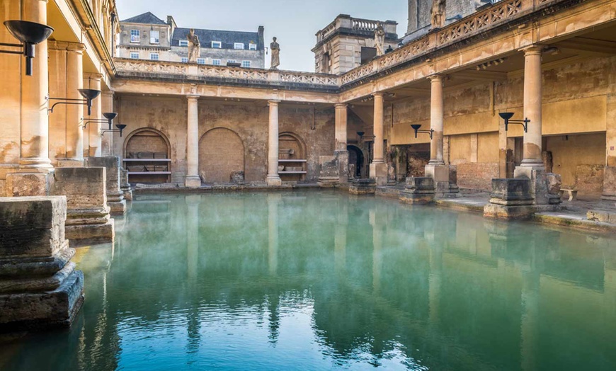 Image 6: Stonehenge, Windsor Castle & Bath Tour tickets with Golden Tours 