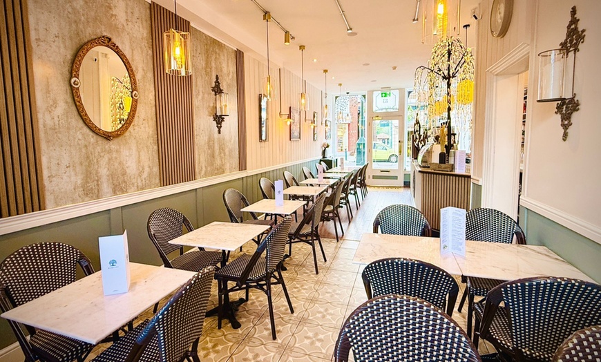 Image 7: Sunday Roast with Starter or Dessert & Wine, Beer or Prosecco