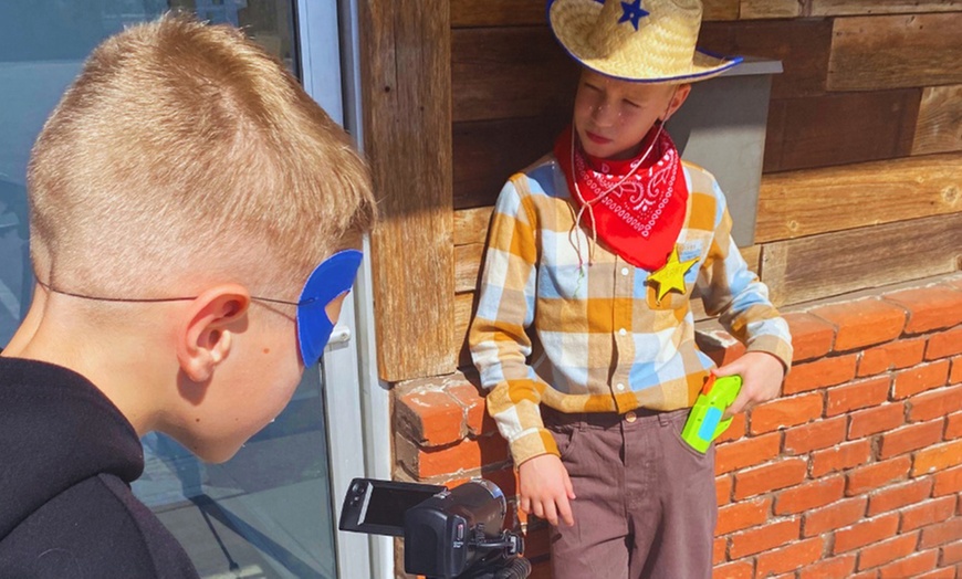 Image 3: Learn Filmmaking and Acting Classes for Kids for One or Three Days