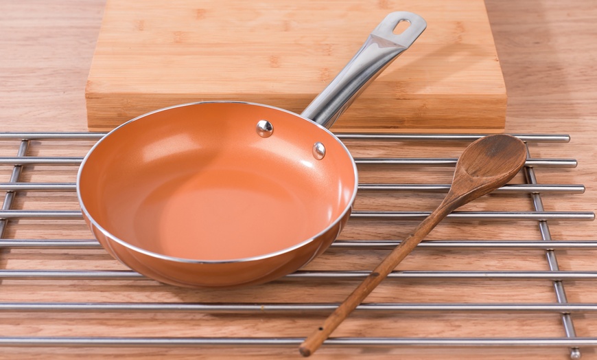 Image 5: Salter Ceramic Five-Piece Pan Set