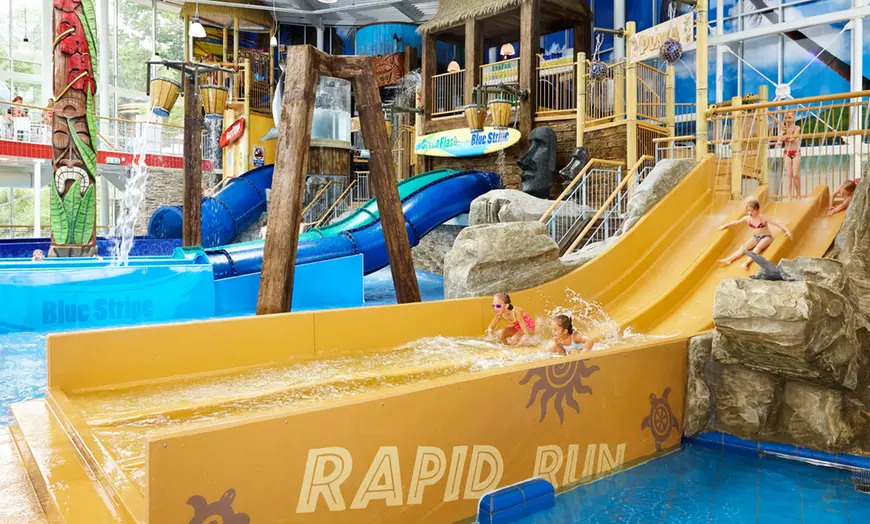 Image 5: Duinrell: Duingalow of Lodgetent (4 of 6 p.)+ attractiepark en Tikibad