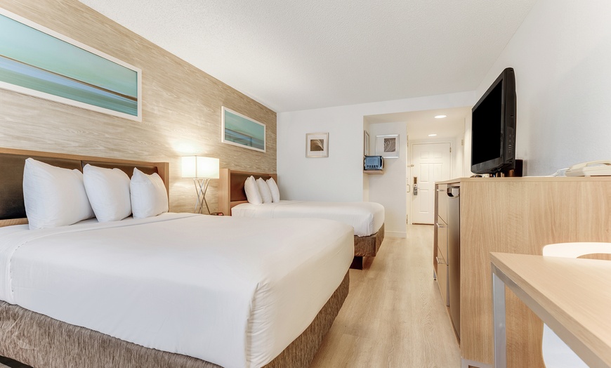 Image 5: Stay at Sonesta Anaheim Resort Area, Anaheim, CA