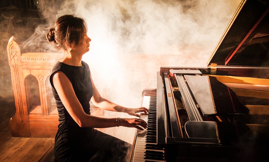 Image 16: Klassiek in een rauwe jas: muziek in mysterieuze fabriekshallen