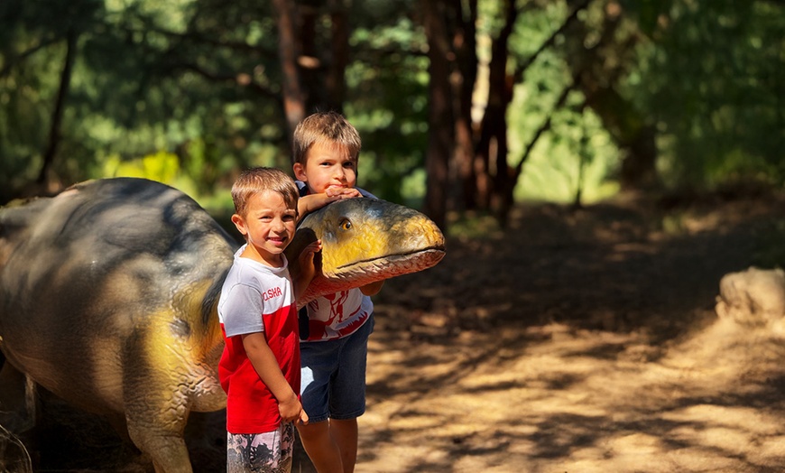 Image 19: Przeżyj rodzinną przygodę w Dolinie Dinozaurów