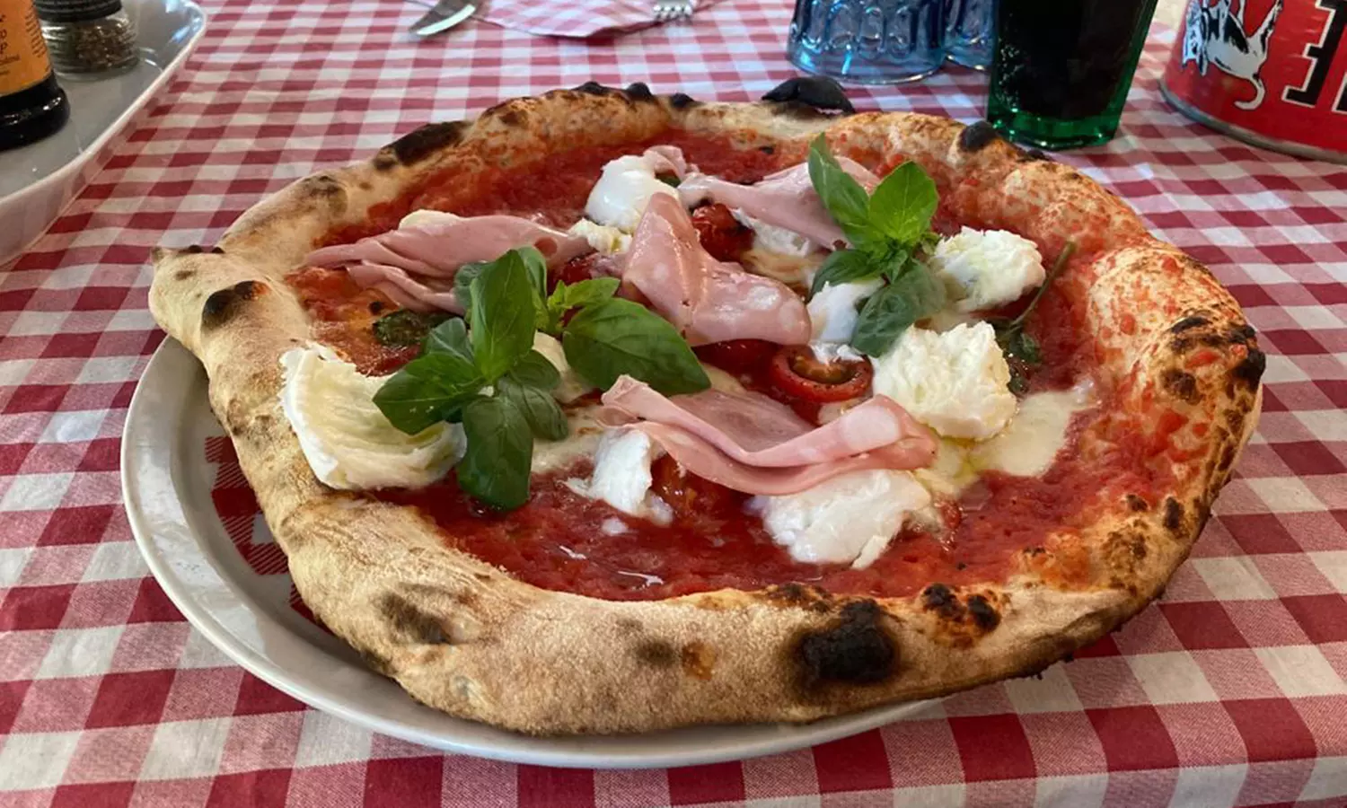 Bruschetta, Pasta nach Wahl & hausgemachtes Tiramisù für 1-4 Personen
