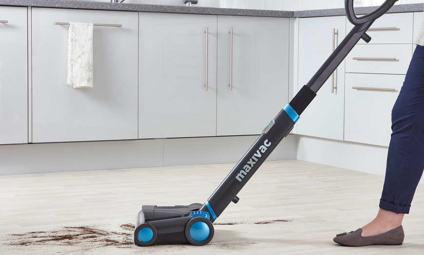 Image 4: Maxi Vac Cordless Vacuum Sweeper