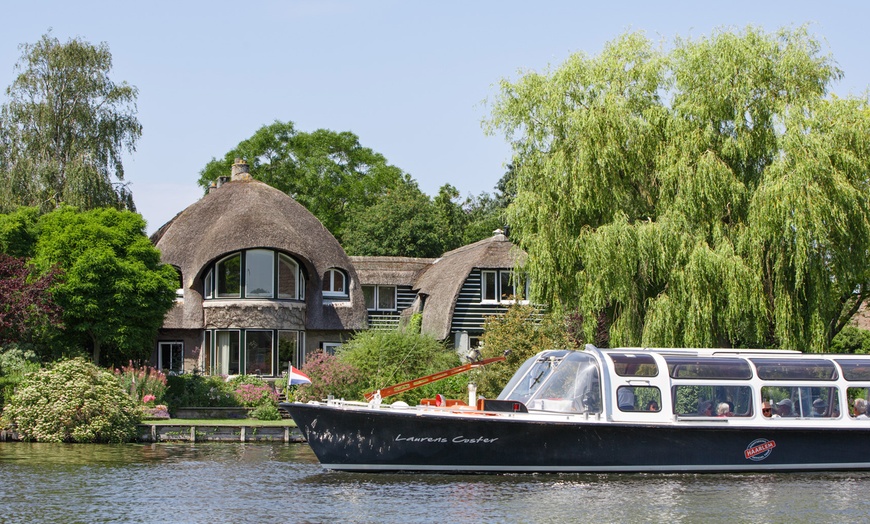 Image 8: Smaakvolle vaartocht: Kaas & Wijn of Bier cruise door Haarlem